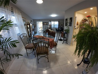 Exciting opportunity alert! Stunning 1 bed, 1.5 bath plus den on Addison Reserve in Florida - for sale on GolfHomes.com, golf home, golf lot