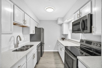 Charming condo in highly desired Horseshoe Bay. Newly renovated on Slick Rock Golf Course - Horseshoe Bay in Texas - for sale on GolfHomes.com, golf home, golf lot