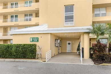 Welcome to this Pinebrook Condominium end unit offering on Pinebrook/Ironwood Golf Course in Florida - for sale on GolfHomes.com, golf home, golf lot