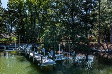 Live where you play!! Encapsulated crawlspace, new front windows on Indian Creek Yacht and Country Club in Virginia - for sale on GolfHomes.com, golf home, golf lot