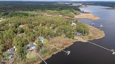 Discover the perfect opportunity to build your dream home on on Harbour Point Golf Club in North Carolina - for sale on GolfHomes.com, golf home, golf lot