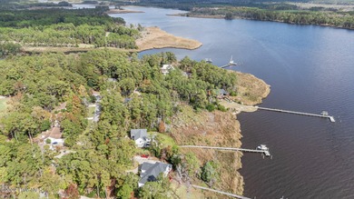 Discover the perfect opportunity to build your dream home on on Harbour Point Golf Club in North Carolina - for sale on GolfHomes.com, golf home, golf lot