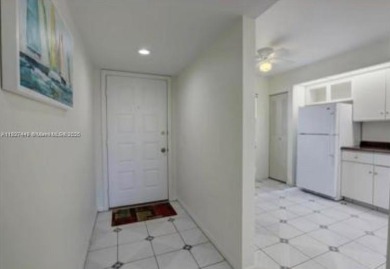 UPDATED 2 BEDS & 2 BATHS UPDATED UNIT IN CENTURY VILLAGE.  WILL on Flamingo Lakes Country Club in Florida - for sale on GolfHomes.com, golf home, golf lot
