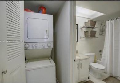 UPDATED 2 BEDS & 2 BATHS UPDATED UNIT IN CENTURY VILLAGE.  WILL on Flamingo Lakes Country Club in Florida - for sale on GolfHomes.com, golf home, golf lot