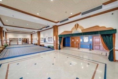 UPDATED 2 BEDS & 2 BATHS UPDATED UNIT IN CENTURY VILLAGE.  WILL on Flamingo Lakes Country Club in Florida - for sale on GolfHomes.com, golf home, golf lot