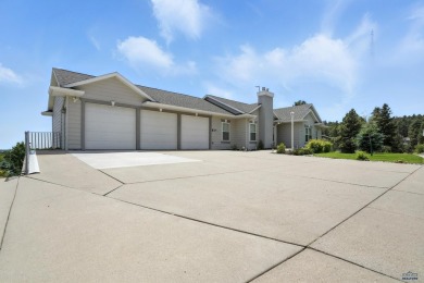 Spacious Home in Red Rock Estates on Quiet Meadowlark Street on Golf Club At Red Rock in South Dakota - for sale on GolfHomes.com, golf home, golf lot
