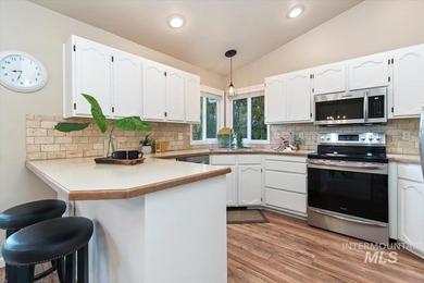 Charming custom-built home in coveted Eagle Rim Estates, just on Eagle Hills Golf Course in Idaho - for sale on GolfHomes.com, golf home, golf lot