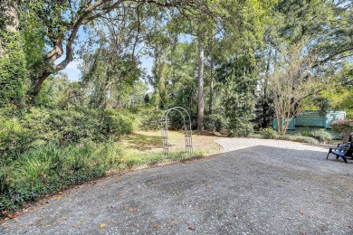 Charming, coastal, and updated this 3bd/2.5bth Snee Farm cottage on Snee Farm Country Club in South Carolina - for sale on GolfHomes.com, golf home, golf lot