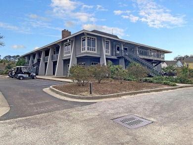 Charming, coastal, and updated this 3bd/2.5bth Snee Farm cottage on Snee Farm Country Club in South Carolina - for sale on GolfHomes.com, golf home, golf lot