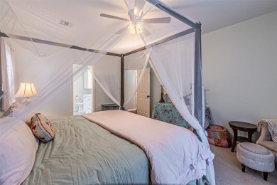 Welcome to this beautifully updated  well maintained 4- bedroom on Oakmont Country Club in Texas - for sale on GolfHomes.com, golf home, golf lot
