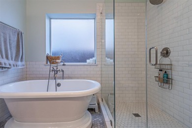 Welcome to this beautifully updated  well maintained 4- bedroom on Oakmont Country Club in Texas - for sale on GolfHomes.com, golf home, golf lot