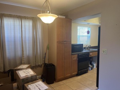 Lovely 2 bed / 2 Bath first floor unit in Kings Point Golf & on Kings Point Golf -Flanders Way in Florida - for sale on GolfHomes.com, golf home, golf lot