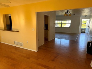 ESTATE SALE and priced to move!!!  Village Green Golf Club on Village Green Golf Club of Sarasota in Florida - for sale on GolfHomes.com, golf home, golf lot