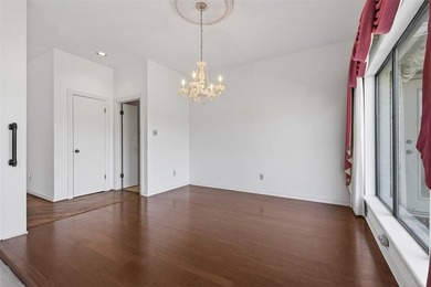 Location, location, location! Welcome to this charming garden on Southern Trace Country Club in Louisiana - for sale on GolfHomes.com, golf home, golf lot