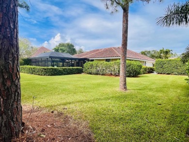 Come and be amazed by the spectacular views of the Tom Fazio on PGA National Golf Club in Florida - for sale on GolfHomes.com, golf home, golf lot