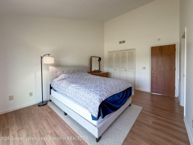 Live on the Golf Course!
3 Bed Condo Steps from Downtown
Don't on Brookshire Inn and Golf Club in Michigan - for sale on GolfHomes.com, golf home, golf lot