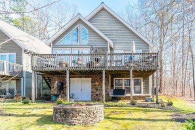 Shiloh Falls villa, overlooking #4 green. Features spacious open on Shiloh Falls Golf Club in Tennessee - for sale on GolfHomes.com, golf home, golf lot