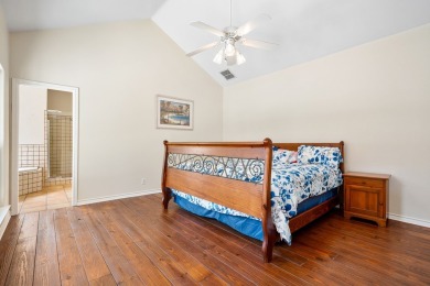 Charming 3-bedroom, 2-Bath home located on a peaceful cul-de-sac on Rockport Country Club in Texas - for sale on GolfHomes.com, golf home, golf lot