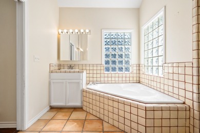 Charming 3-bedroom, 2-Bath home located on a peaceful cul-de-sac on Rockport Country Club in Texas - for sale on GolfHomes.com, golf home, golf lot