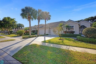 Lovely 3/2 villa with 2 car garage in 55+ manned gated community on Aberdeen Golf and Country Club in Florida - for sale on GolfHomes.com, golf home, golf lot