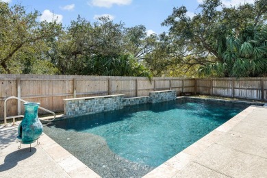 Charming 3-bedroom, 2-Bath home located on a peaceful cul-de-sac on Rockport Country Club in Texas - for sale on GolfHomes.com, golf home, golf lot