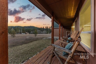 Custom-built timber cabin on over an acre with a 3-car garage on Terrace Lakes Golf Resort in Idaho - for sale on GolfHomes.com, golf home, golf lot