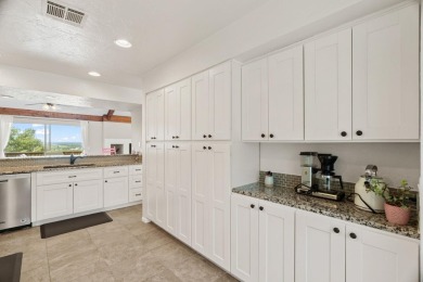 Welcome to 401-D Hi There at BayView TownHomes in Horseshoe Bay on Slick Rock Golf Course - Horseshoe Bay in Texas - for sale on GolfHomes.com, golf home, golf lot