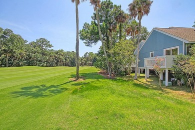 Welcome to The 19th Hole in Edisto Beach! This beautifully on The Plantation Course At Edisto in South Carolina - for sale on GolfHomes.com, golf home, golf lot