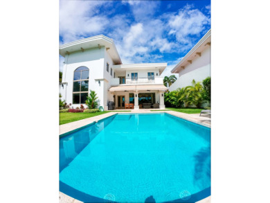Luxury Living in Fairway - Santa Maria Golf  Country Club
 on  in  - for sale on GolfHomes.com, golf home, golf lot