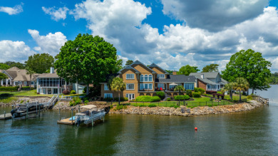 STUNNING, PREMIER ESTATE ON LAKE MURRAY WITH BIG WATER VIEWS! on Timberlake Country Club in South Carolina - for sale on GolfHomes.com, golf home, golf lot