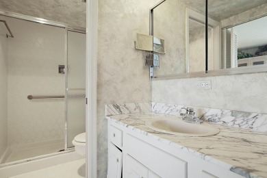 Welcome to this light-filled 2-bedroom, 2-bathroom condo in a on The President Country Club in Florida - for sale on GolfHomes.com, golf home, golf lot
