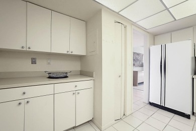 Welcome to this light-filled 2-bedroom, 2-bathroom condo in a on The President Country Club in Florida - for sale on GolfHomes.com, golf home, golf lot