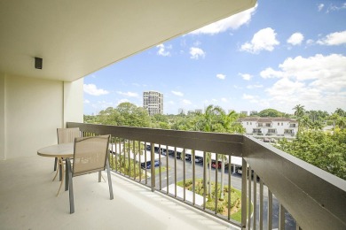 Welcome to this light-filled 2-bedroom, 2-bathroom condo in a on The President Country Club in Florida - for sale on GolfHomes.com, golf home, golf lot