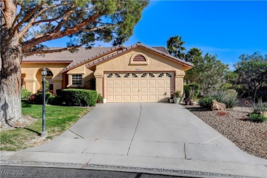 Welcome to this charming 3-bedroom townhome nestled in the on Los Prados Golf Course in Nevada - for sale on GolfHomes.com, golf home, golf lot