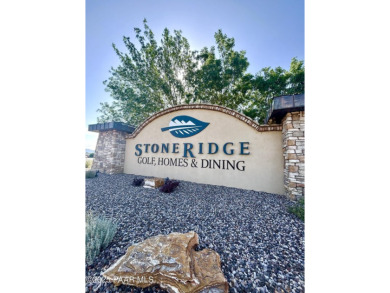 Turnkey! This beautifully maintained 2 bed, 2 bath single-level on StoneRidge Golf Course in Arizona - for sale on GolfHomes.com, golf home, golf lot