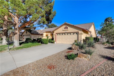 Welcome to this charming 3-bedroom townhome nestled in the on Los Prados Golf Course in Nevada - for sale on GolfHomes.com, golf home, golf lot