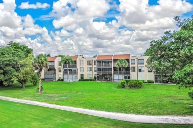 Gorgeous & Spacious CORNER UNIT with Huge Enclosed Balcony with on  in Florida - for sale on GolfHomes.com, golf home, golf lot