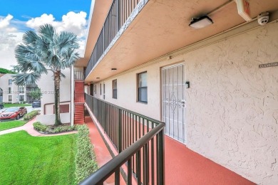 Gorgeous & Spacious CORNER UNIT with Huge Enclosed Balcony with on  in Florida - for sale on GolfHomes.com, golf home, golf lot
