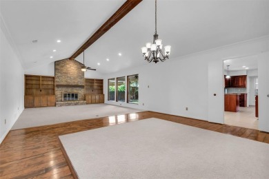 NEWLY PAINTED  NEW CARPET!!! MOVE IN READY!! Welcome to this on Sherrill Park Golf Course in Texas - for sale on GolfHomes.com, golf home, golf lot