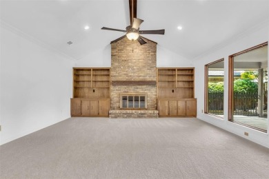 NEWLY PAINTED  NEW CARPET!!! MOVE IN READY!! Welcome to this on Sherrill Park Golf Course in Texas - for sale on GolfHomes.com, golf home, golf lot