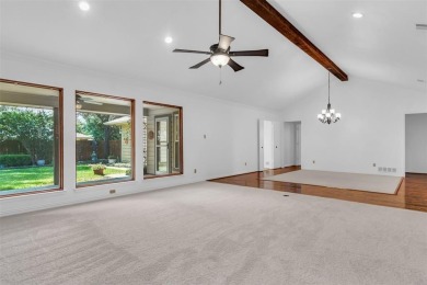 NEWLY PAINTED  NEW CARPET!!! MOVE IN READY!! Welcome to this on Sherrill Park Golf Course in Texas - for sale on GolfHomes.com, golf home, golf lot