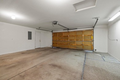 Enjoy security and privacy in this beautiful, move-in ready on Shield Crest Golf Course in Oregon - for sale on GolfHomes.com, golf home, golf lot