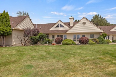 Enjoy security and privacy in this beautiful, move-in ready on Shield Crest Golf Course in Oregon - for sale on GolfHomes.com, golf home, golf lot