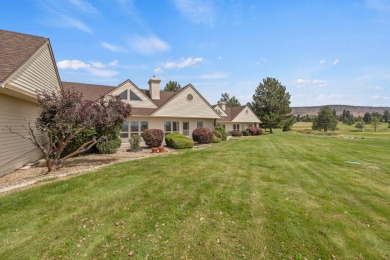 Enjoy security and privacy in this beautiful, move-in ready on Shield Crest Golf Course in Oregon - for sale on GolfHomes.com, golf home, golf lot