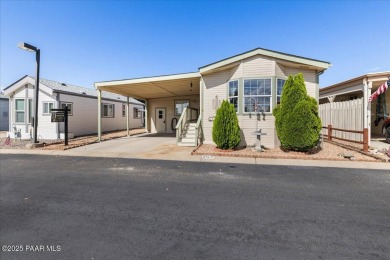 Age restriction community.Beautiful place to call home, Clean on Quail Wood Greens Golf Course in Arizona - for sale on GolfHomes.com, golf home, golf lot