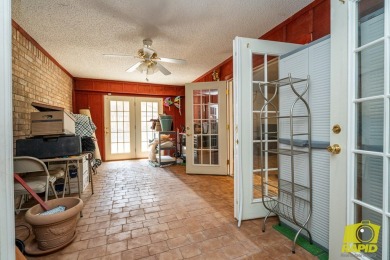 PRIME  LOCATION! Grab your golf clubs and hop in your cart! This on San Angelo Country Club in Texas - for sale on GolfHomes.com, golf home, golf lot