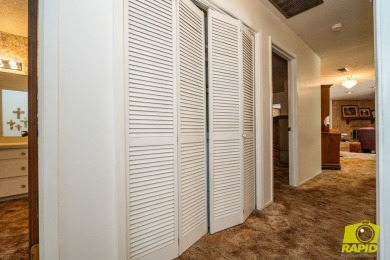 PRIME  LOCATION! Grab your golf clubs and hop in your cart! This on San Angelo Country Club in Texas - for sale on GolfHomes.com, golf home, golf lot