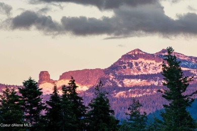 ''Lake View Units'' are the taller of the three models at on Priest Lake Golf and Tennis Club in Idaho - for sale on GolfHomes.com, golf home, golf lot