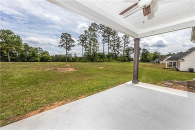 Welcome to 702 Riverside Estates -- a move-in ready, 3 bedroom on Riverside Country Club in Alabama - for sale on GolfHomes.com, golf home, golf lot