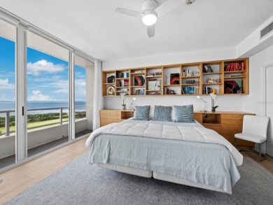 Beautifully renovated and offered turnkey furnished, this 3BR/3 on Longboat Key Golf Club Resort in Florida - for sale on GolfHomes.com, golf home, golf lot